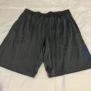 Under armor loose shorts grey